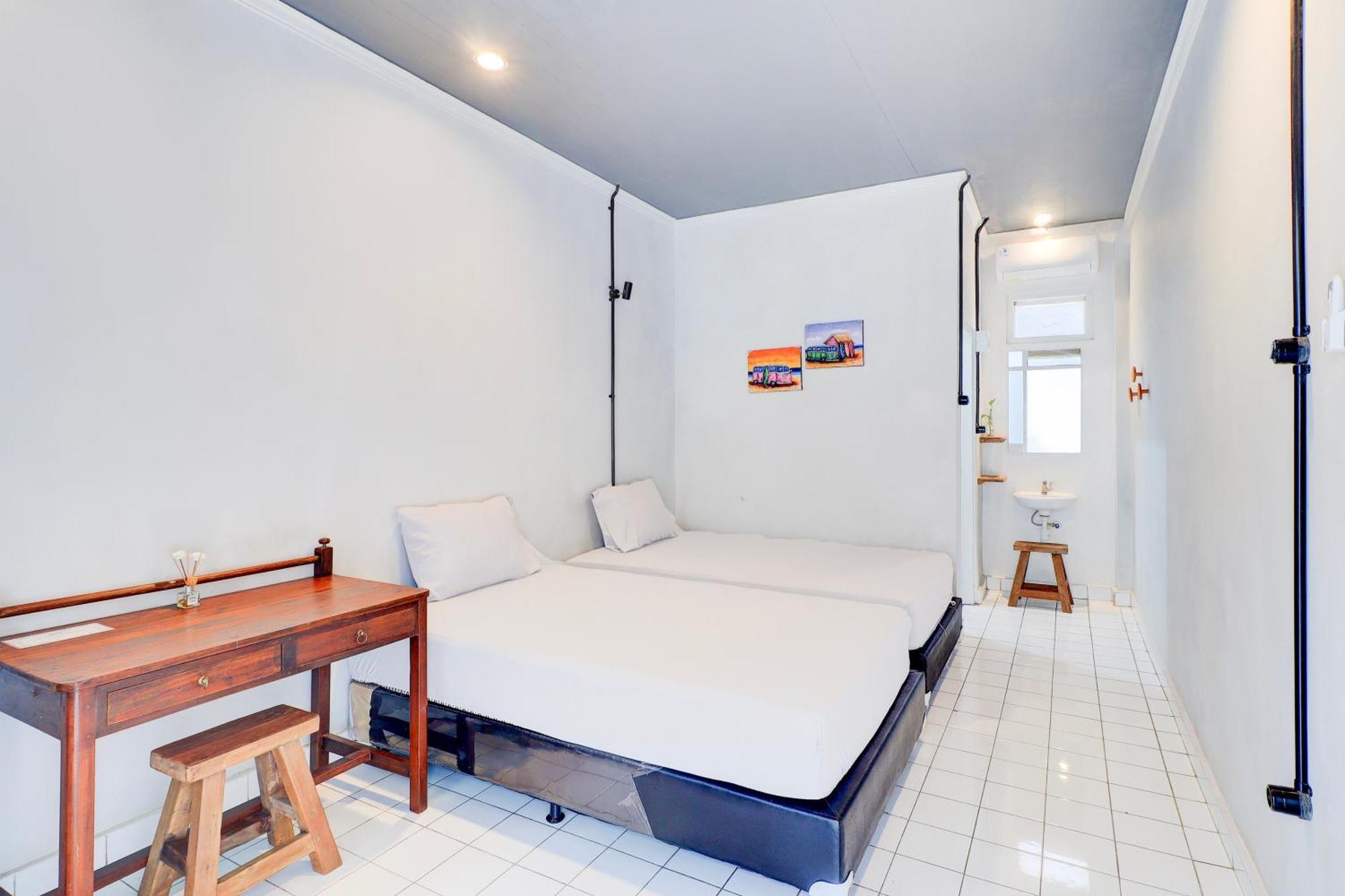 Collection O Legian Near Legian Beach Экстерьер фото