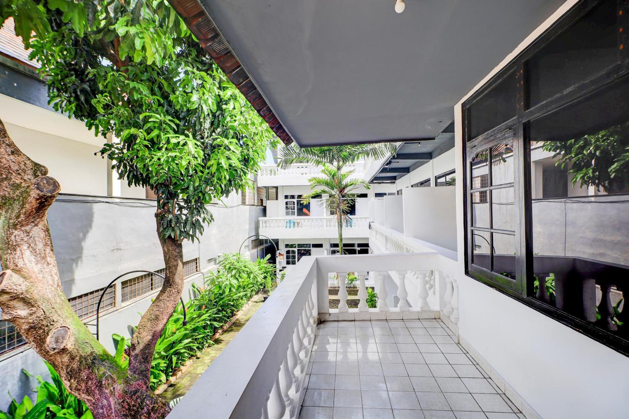 Collection O Legian Near Legian Beach Экстерьер фото